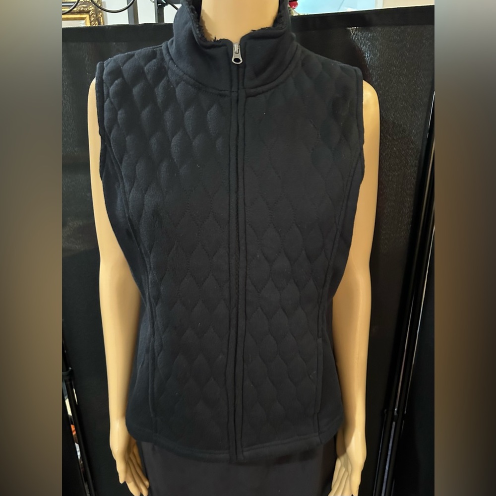 Croft & Barrow  black zip vest Size PS